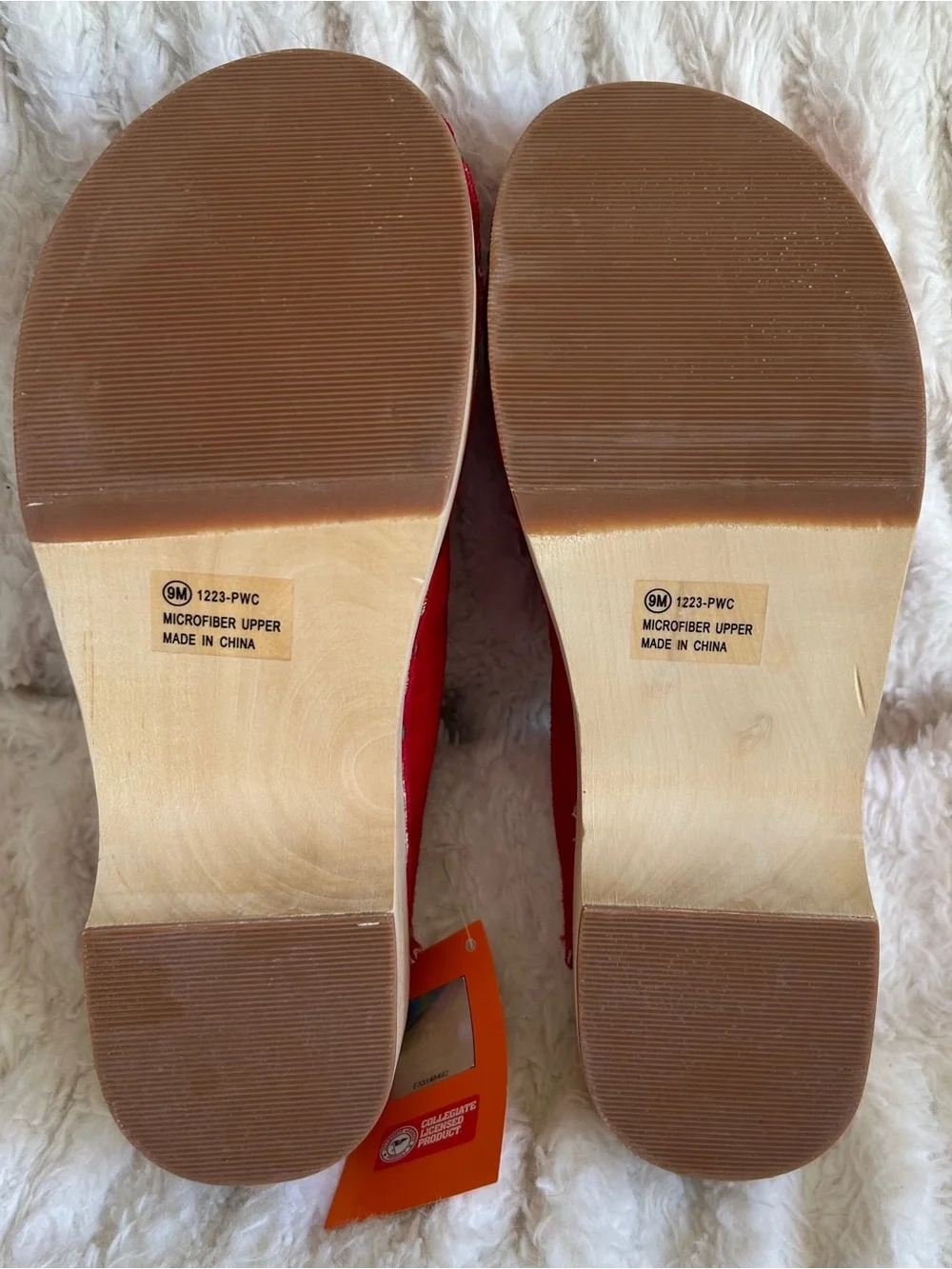 NWT Oklahoma Sooners OU Wood Clogs - Picture 9 of 11